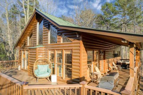 Serene Cabin*Mountain Views*Hot Tub*Large Decks