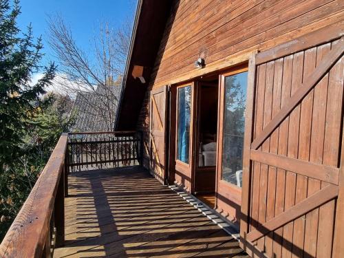 Chalet 5 personnes, proche ski et rando, balcon sud, TV, lave-linge - FR-1-393-165 in แซ็ง-มิเชล-เดอ-แชยอล
