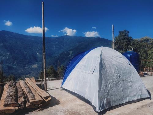 Prakriti Homestay in Lower Mamring Khasmahal