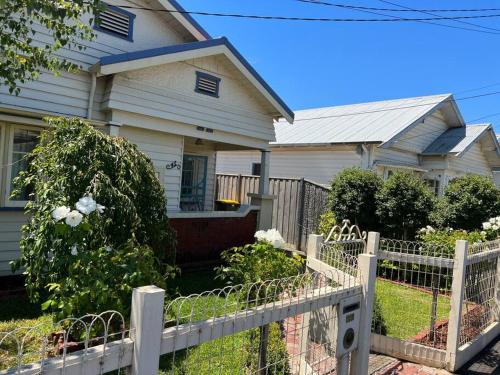 Beachside Home in Rippleside, Geelong