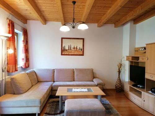 Haus zur Muhle in Ried Im Oberinntal