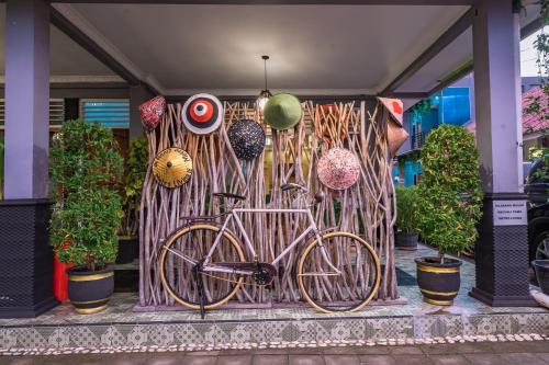 Foto - Metro Malioboro Living