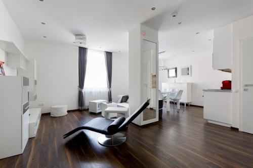Budapest city center 2 bedrooms apartment - image 8