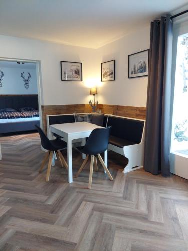 WALDVILLA Bad Kleinkirchheim in บาด ไคลน์คีชไฮม์