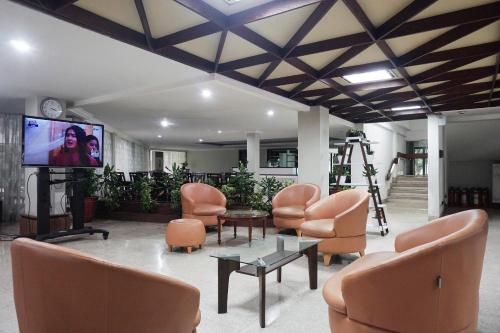 Lobby, Collection O 92122 Series Hotel Serpong in Buaran