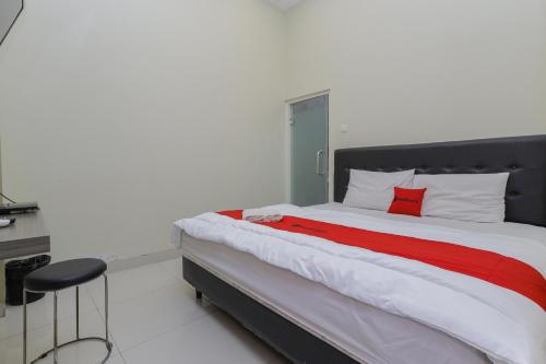 RedDoorz at Ngaggel Jaya Surabaya – Surabaja, IL