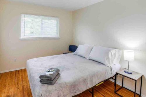 Amazing Ranch Mins away from Airprt/RIT/DWTN/UofR in Rochester, USA