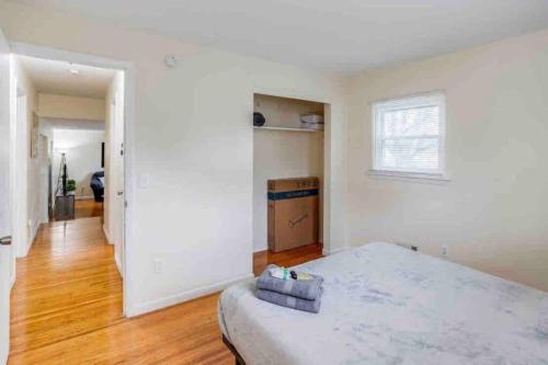 Amazing Ranch Mins away from Airprt/RIT/DWTN/UofR in Rochester, USA