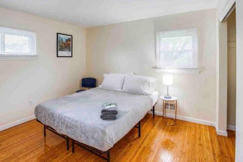Amazing Ranch Mins away from Airprt/RIT/DWTN/UofR in Rochester, USA