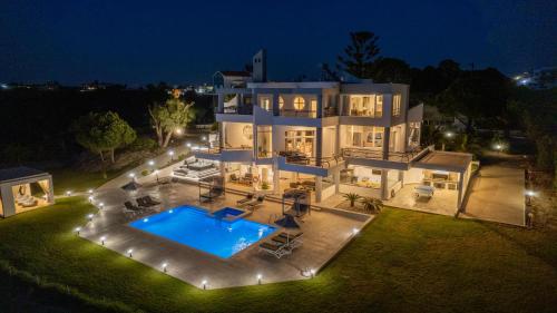 Monte Smith Luxury Villa