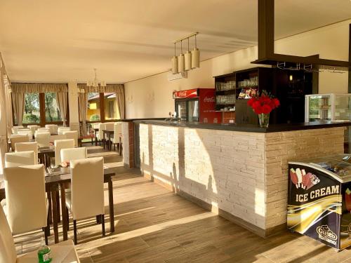 ผับ/เลาจน์, Ligetalja Termál Apartmanok (Ligetalja Termal Apartmanok) in นีราดอนี
