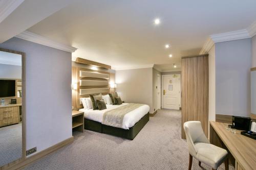 Holiday Inn - Manchester - Oldham, an IHG Hotel