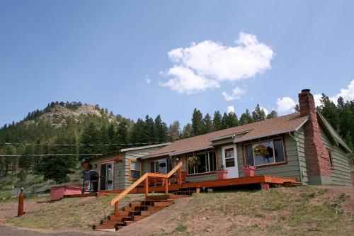 Rocky Mountain Retreat 2 by Rocky Mountain Resorts - Estes Park