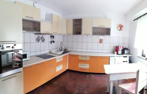 Iekārtas, Cabana Valea Sadului in Rau Saduluja