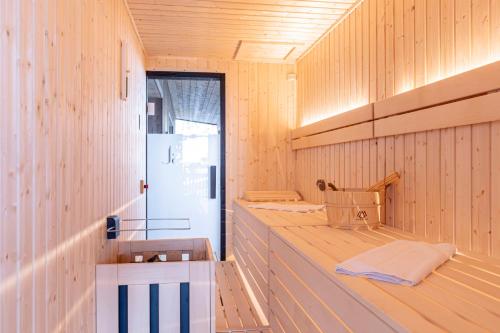 Premium Apartment with Sauna & Garden