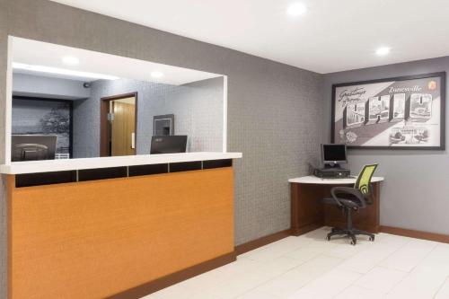 Super 8 by Wyndham Zanesville in Zanesville, USA