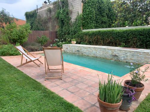 B&B Vilamacolum - Can Rucall Piscina Compartida - Bed and Breakfast Vilamacolum