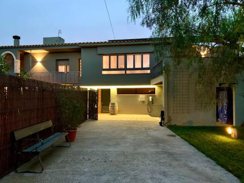 Kert, Can Rucall Piscina Compartida in Vilamacolum