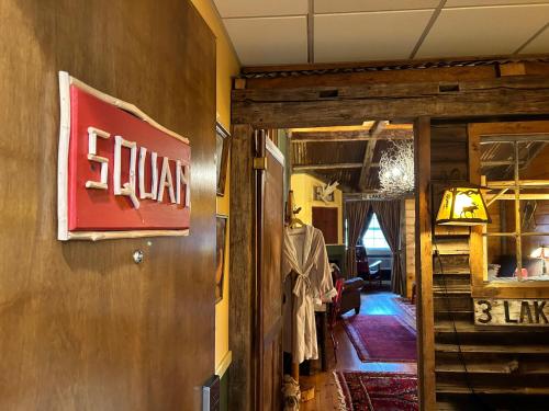 The Common Man Inn, Spa & Lodge The Common Man Inn, Spa & Lodge