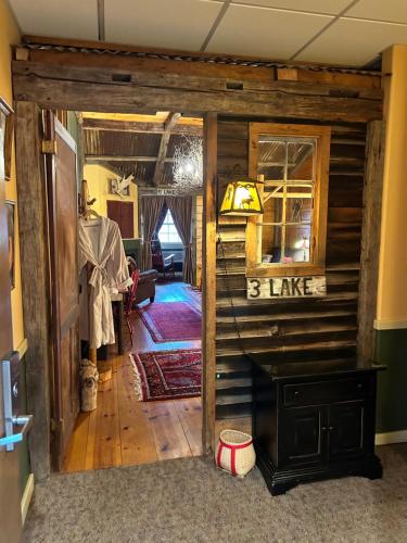 The Common Man Inn, Spa & Lodge The Common Man Inn, Spa & Lodge