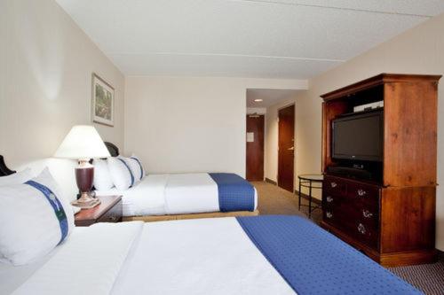 Holiday Inn Express & Suites Newport News by IHG in Newport News, USA