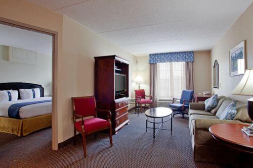 Foto - Holiday Inn Express & Suites Newport News by IHG