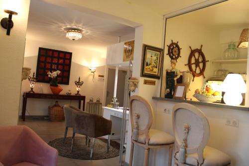 La Villa des Oliviers HOTEL DE CHARME - image 8