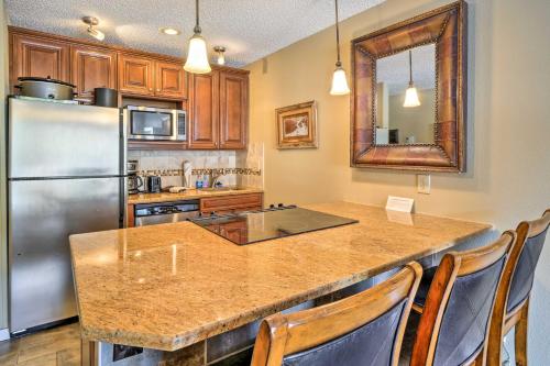 Ski-In/Ski-Out Copper Mountain Condo w/ Balcony! – Copper Mountain, CO
