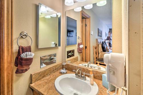 Ski-In/Ski-Out Copper Mountain Condo w/ Balcony! – Copper Mountain, CO