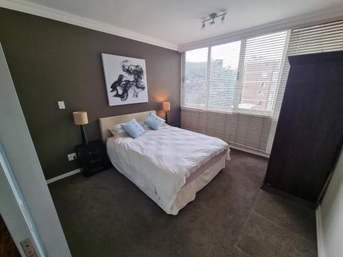 Walk frm Mandela Square, Sandton City and Gautrain, City of Johannesburg