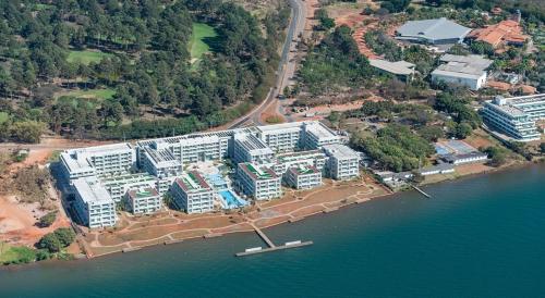 Excelente ap beira lago
