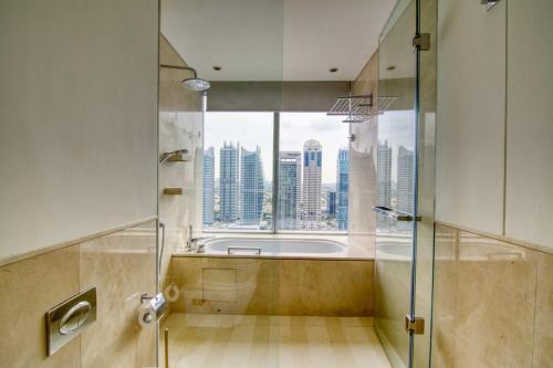 Welcome Home at The Address Marina 1BR, Дубай (фото 5)