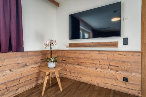 Gästehaus Wiesengrund & Apart Sporer – Mayrhofen, IL