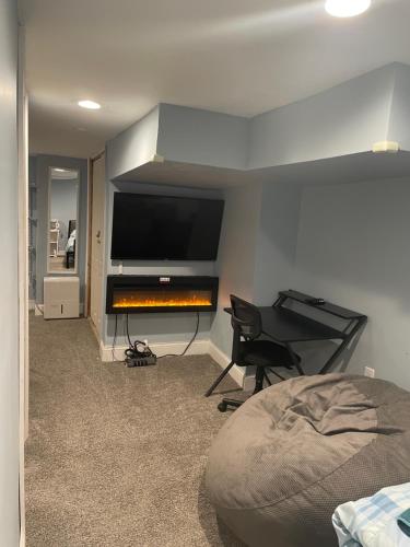 Downtown Suite - Close to Topgolf, Horseshoe Casino, UM Baltimore Baltimore