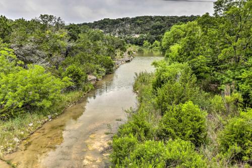 Kerrville Area Home with Outdoor Entertainment Space - image 10
