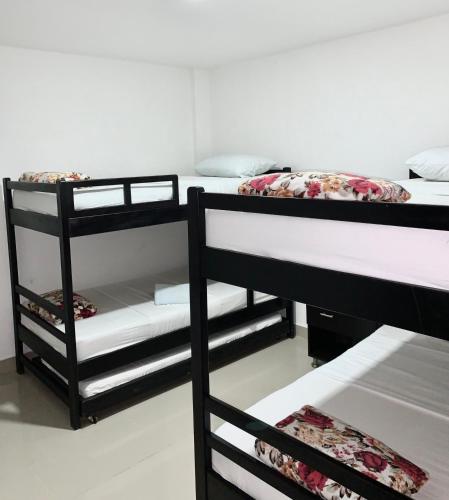 1 bunk bed
