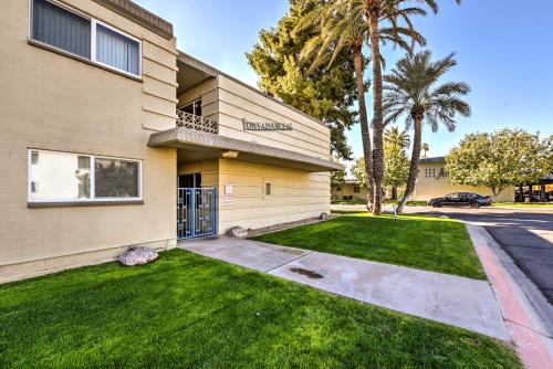 Walk to Old Town Scottsdale Cozy Home Base with Pool - image 3