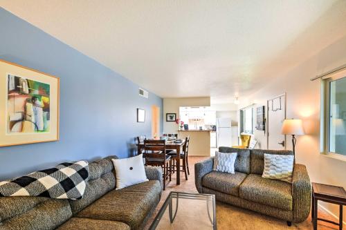 Walk to Old Town Scottsdale Cozy Home Base with Pool - image 10