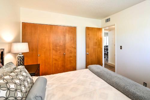 Walk to Old Town Scottsdale Cozy Home Base with Pool - image 14