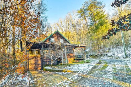 Park Setting at Tellico Plains Cabin on 25 Acres! - image 6