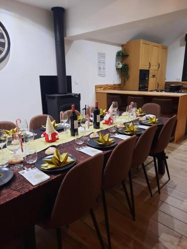 Madelaine Ranch, NOUVELLE PISCINE 2025 in Champ-du-Boult