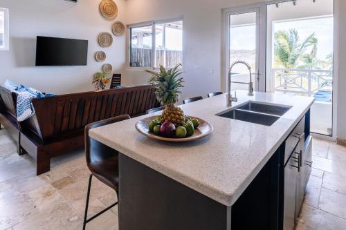 2 bedrooms, 3 beds