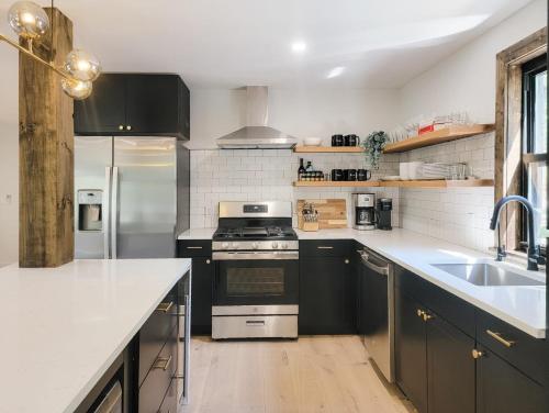 Pinewood Lodge - Catskills, Windham Mountain, Hunter Mountain in Hancock (MA)