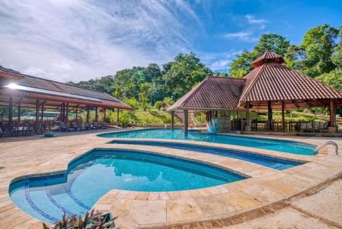 . Toucan Valley Resort at Osa Mountain Village