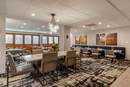 La Quinta by Wyndham Dalton - image 9