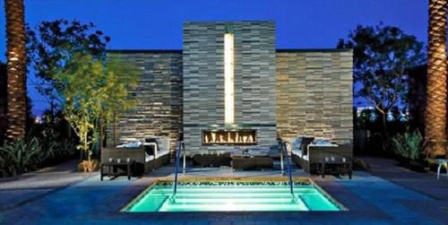 Luxury 53rd Flr Condo with Amazing Sunset View & Balcony NO ReFee at Palms Place, Las Vegas (photo 10)