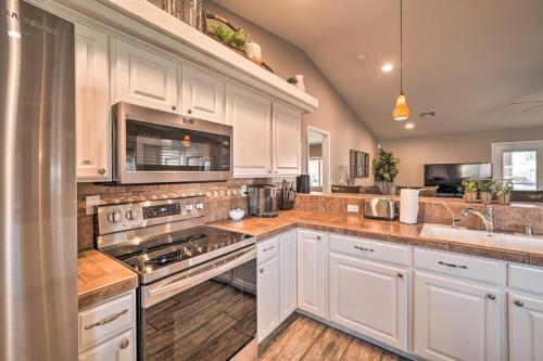 Lake Havasu Home with Private Pool, Patio and Grill! Lake Havasu Home with Private Pool, Patio and Grill!