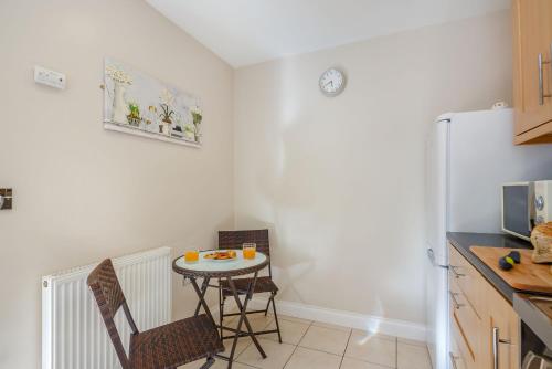 2 Trem Y Dolydd - image 14