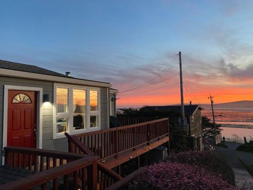 Boutique Ocean View Home with Private Hot Tub