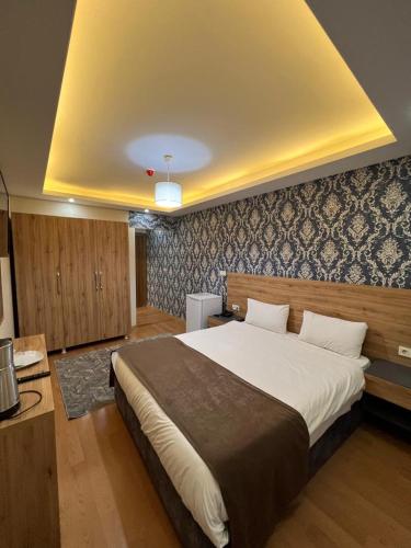 inDİANA HOTEL